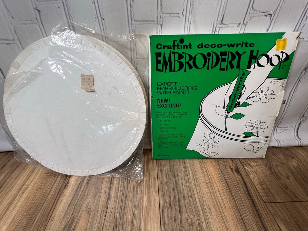 Vintage Craftint Deco-Write 10” Embroidery Hoop + 18 Refills NOS Original Box